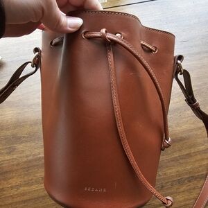 Sezane farrow bag in natural heritage